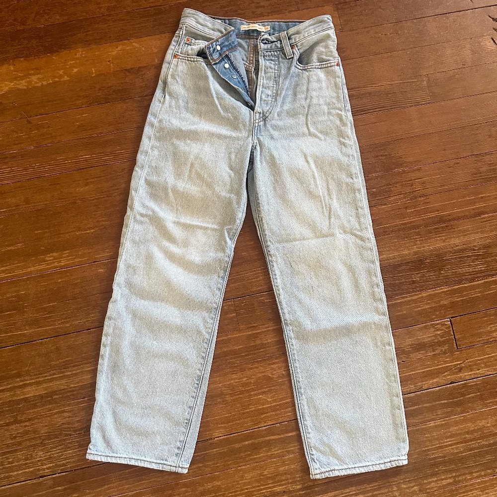 Levi's Ribcage Straight Ankle Jean Button Fly Size 25